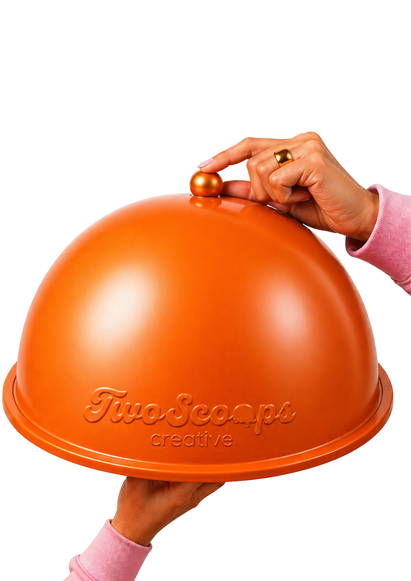Covered serving cloche